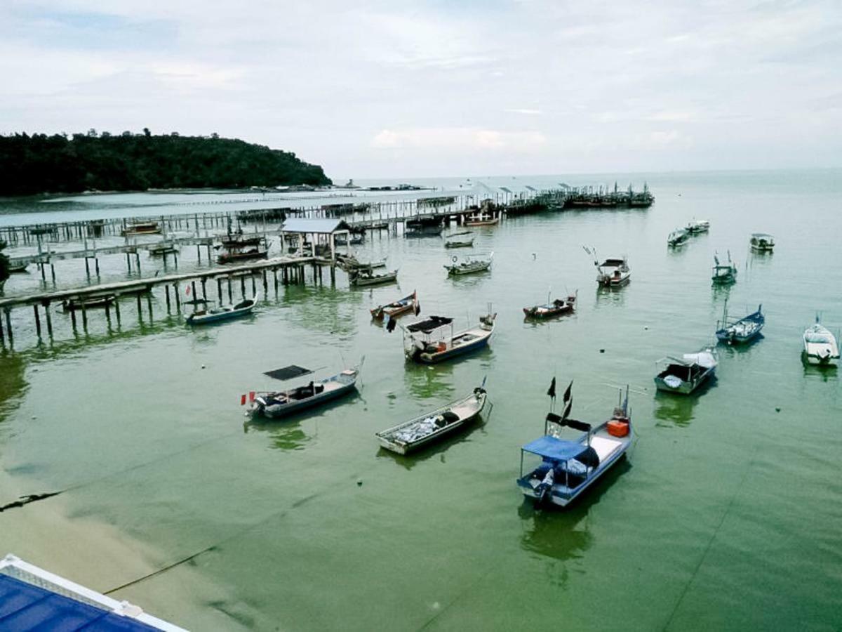 M's Place George Town